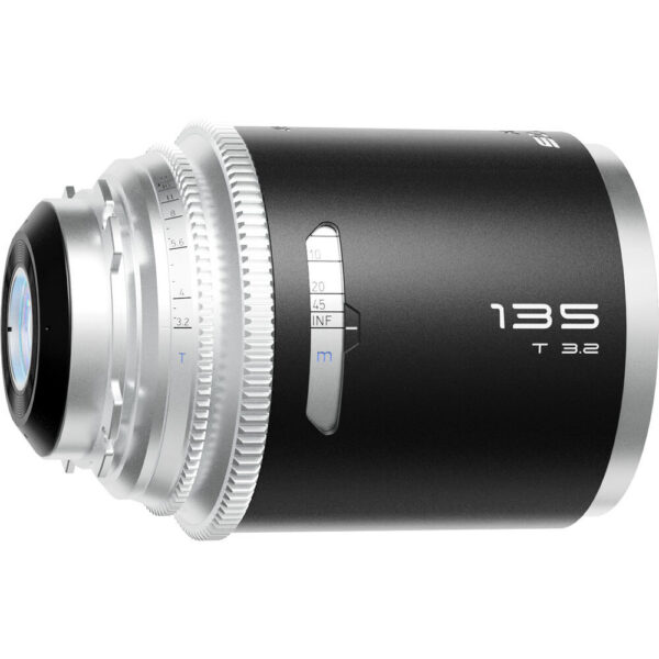 BLAZAR LENS Mantis 135mm T3.2 1.33x Anamorphic Lens (ARRI PL) view 3