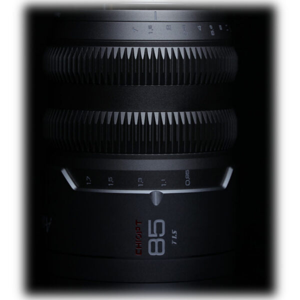 CHIOPT AURA 85mm T1.5 Cinema Lens (Canon RF) view 3