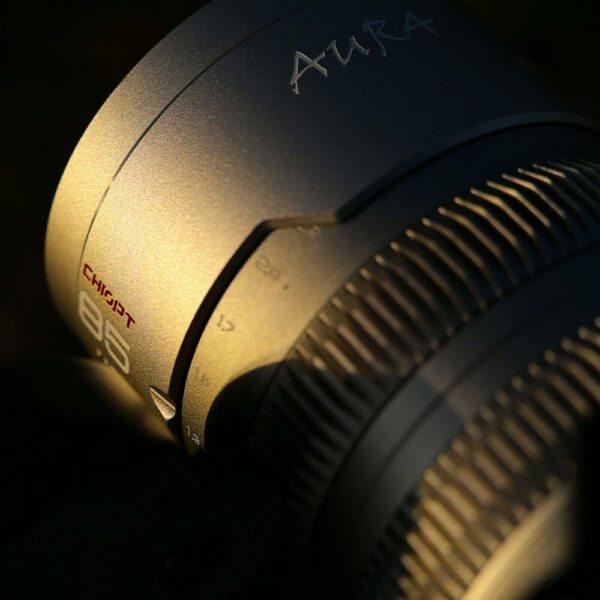 CHIOPT AURA 85mm T1.5 Cinema Lens (Leica L) view 4