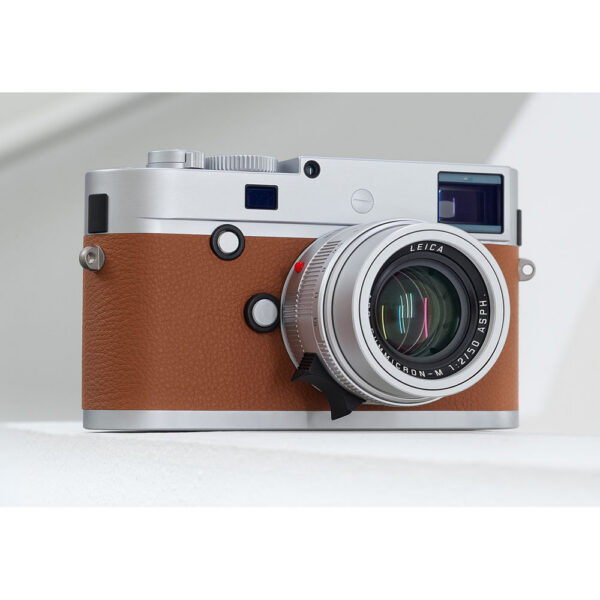 Leica APO-Summicron-M 50mm f/2 ASPH. Lens (Leica M, Silver) view 3