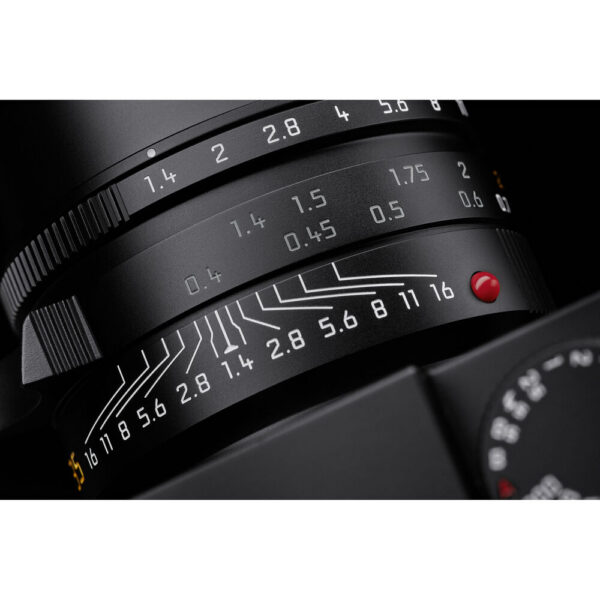 Leica Summilux-M 35mm f/1.4 ASPH. Lens (Leica M, Black) view 4
