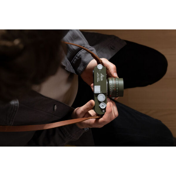 Leica Summilux-M 35mm f/1.4 ASPH. Lens (Leica M, Safari Green) view 6