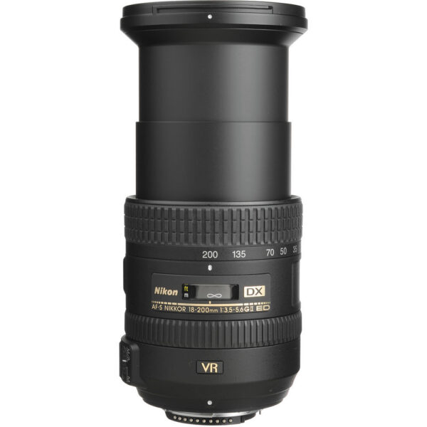Nikon AF-S DX NIKKOR 18-200mm f/3.5-5.6G ED VR II Lens view 3