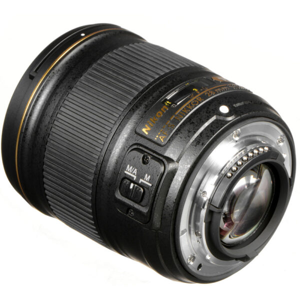Nikon AF-S NIKKOR 28mm f/1.8G Lens view 3