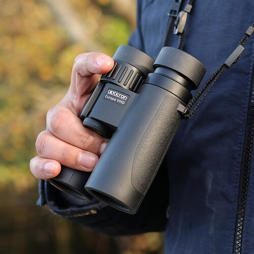 Opticron 8x32 Europa BGA VHD Binoculars view 4