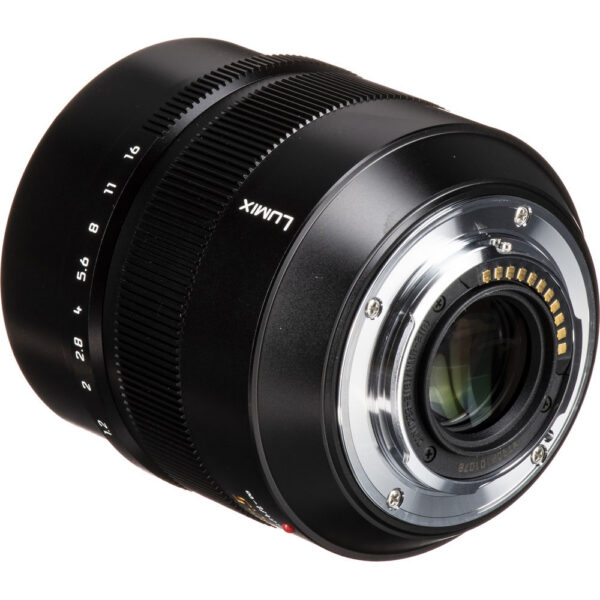 Panasonic Leica DG Nocticron 42.5mm f/1.2 ASPH. POWER O.I.S. Lens view 5