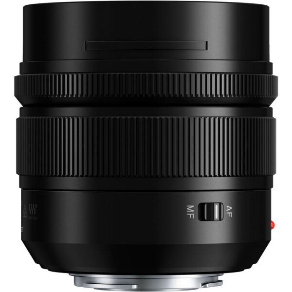 Panasonic Leica DG Summilux 12mm f/1.4 ASPH. Lens view 4