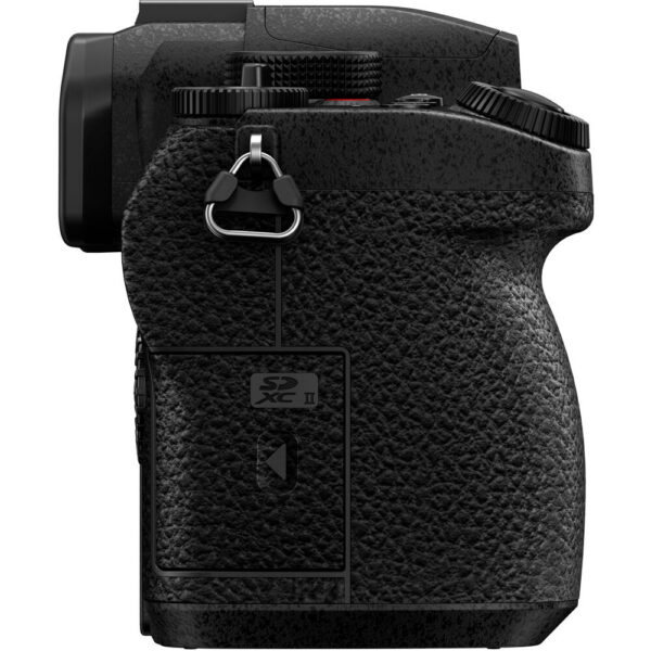 Panasonic LUMIX G97 Mirrorless Camera with 12-60mm f/3.5-5.6 Lens view 6