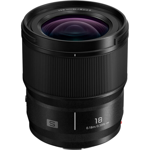 Panasonic LUMIX S 18mm f/1.8 Ultra-Wide-Angle Lens with UV Filter Kit (Leica L)