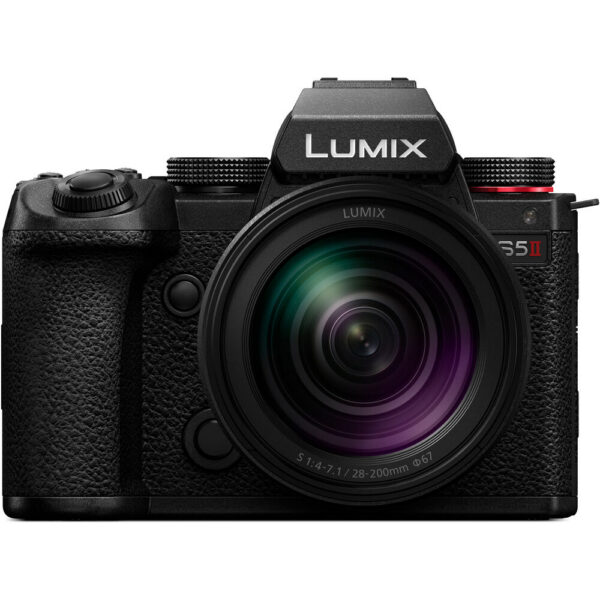 Panasonic LUMIX S 28-200mm f/4-7.1 MACRO O.I.S. Lens (L-Mount) view 6