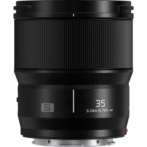 Panasonic LUMIX S 35mm f/1.8 Lens view 2