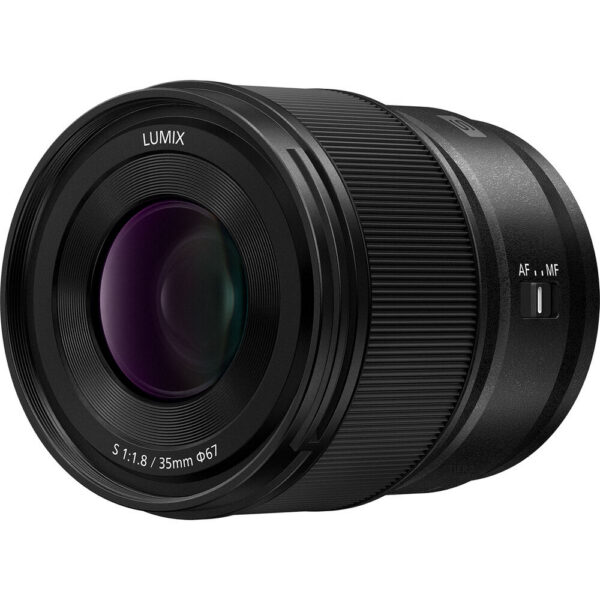 Panasonic LUMIX S 35mm f/1.8 Lens view 3