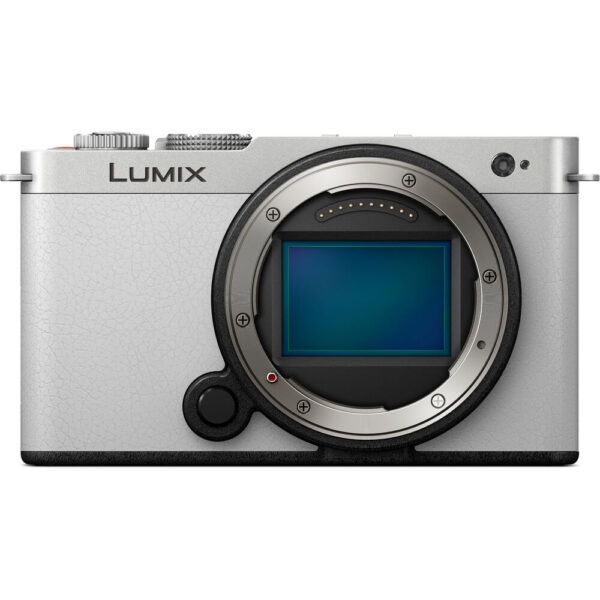 Panasonic LUMIX S9 Mirrorless Camera with 18-40mm f/4.5-6.3 Lens (White/Silver) view 4
