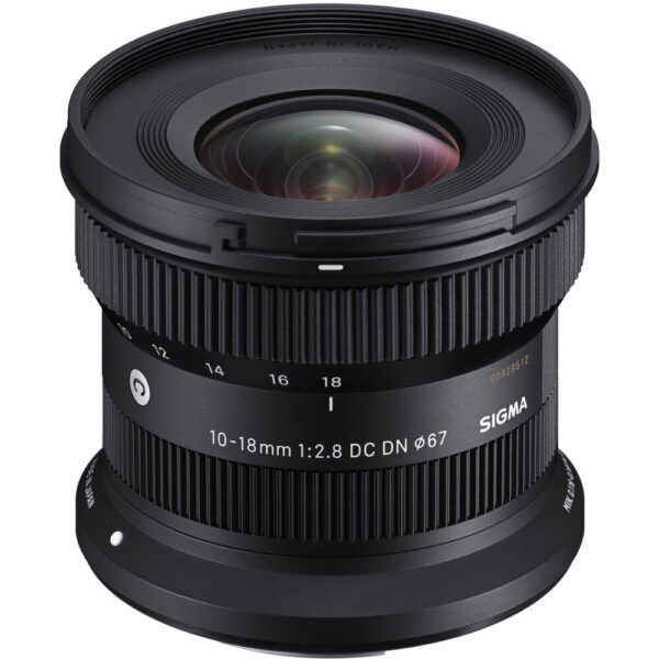 Sigma 10-18mm f/2.8 DC DN Contemporary Lens (Canon-RF) view 3