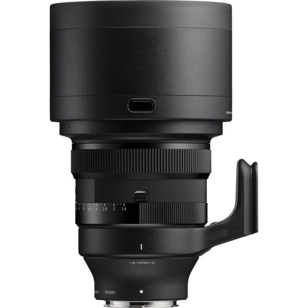Sigma 135mm f/1.4 DG Art Lens (L-Mount) view 3