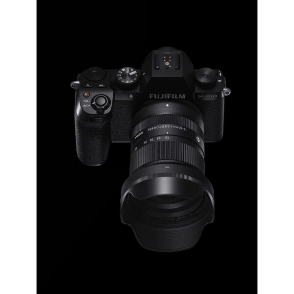 Sigma 18-50mm f/2.8 DC DN Contemporary Lens (FUJIFILM X) view 5