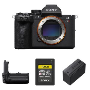 Sony a7R VI Mirrorless Camera with Performance Kit