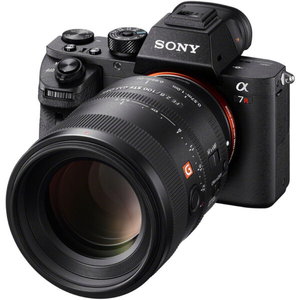 Sony FE 100mm f/2.8 STF GM OSS Lens view 4