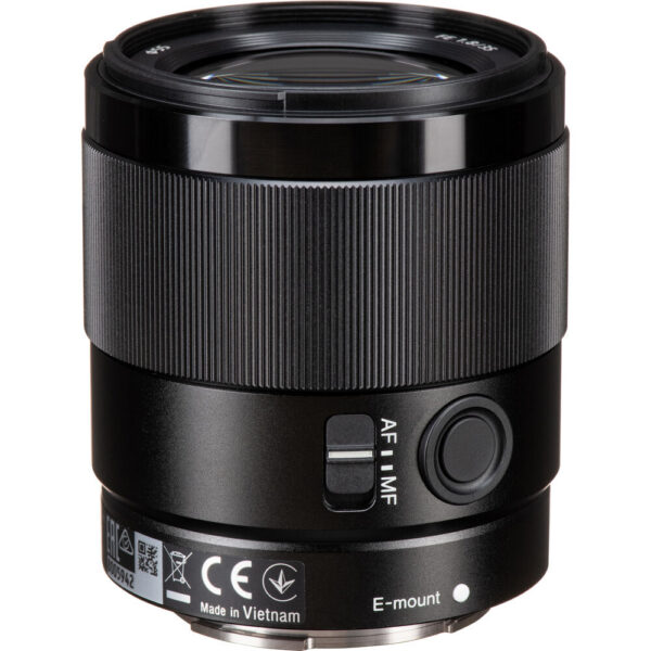 Sony FE 35mm f/1.8 Lens view 3