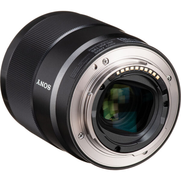 Sony FE 35mm f/1.8 Lens view 6