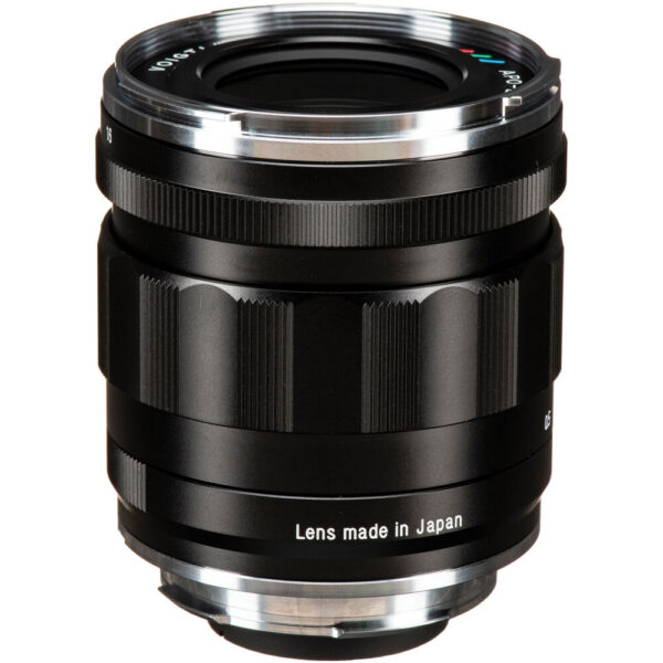 Voigtlander APO-LANTHAR 35mm f/2.0 Aspherical Lens view 3