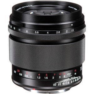 Voigtlander Nokton 75mm f/1.5 Aspherical Lens (Canon RF)