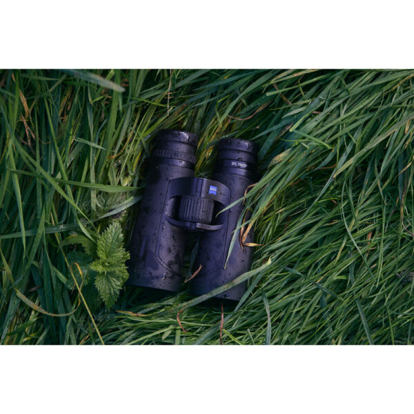 ZEISS 10x50 SFL Binoculars view 5