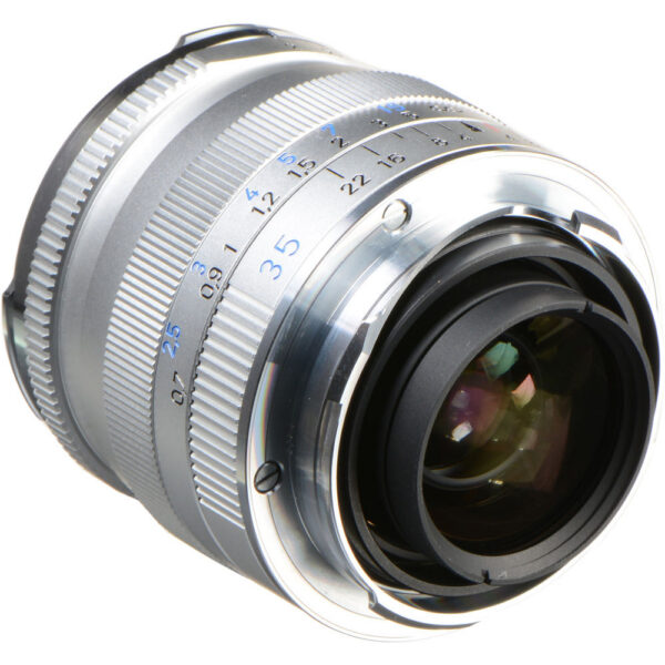 ZEISS Biogon T* 35mm f/2 ZM Lens (Silver) view 3